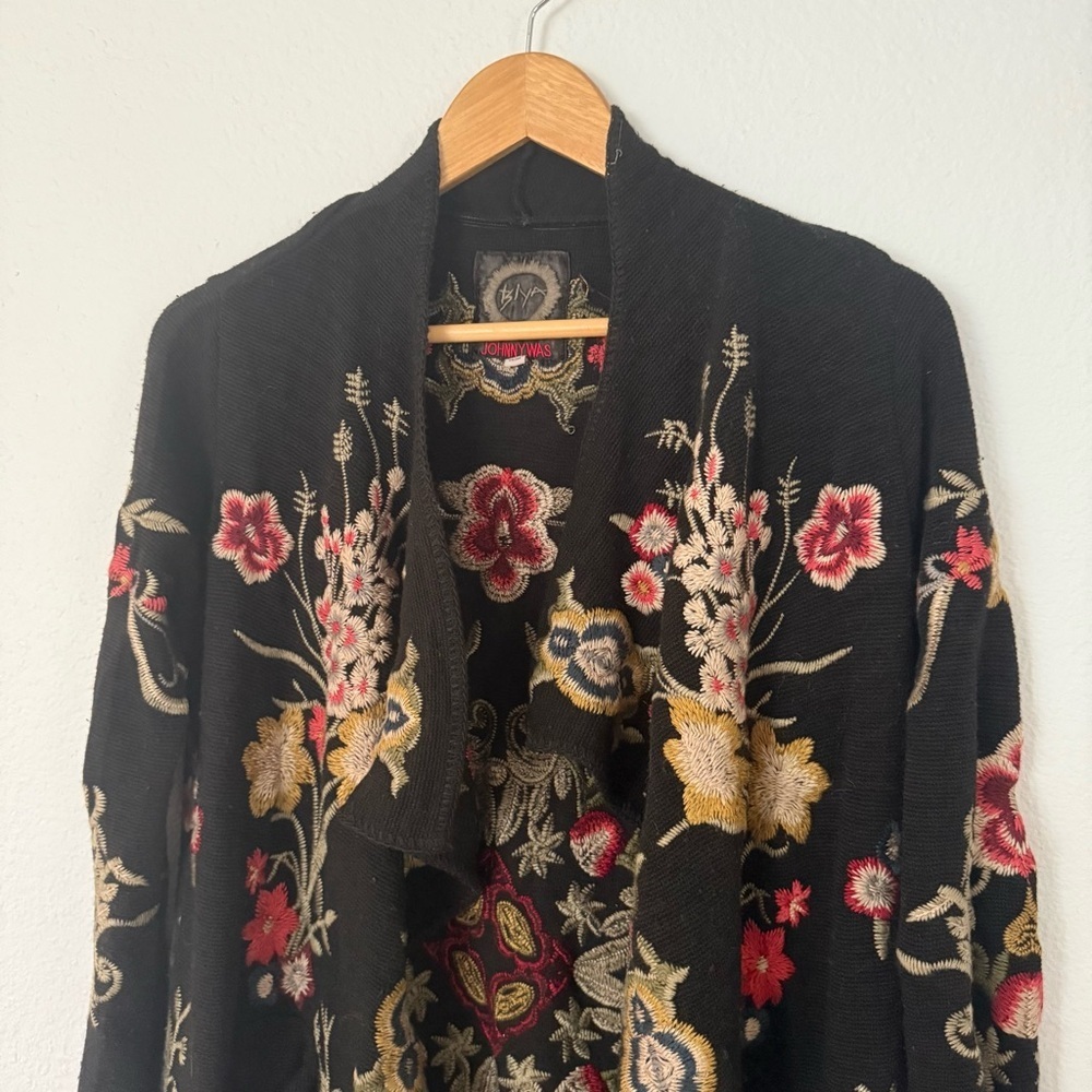 Johnny Was Floral Embroidered Black Cardigan size S - Picture 5 of 14
